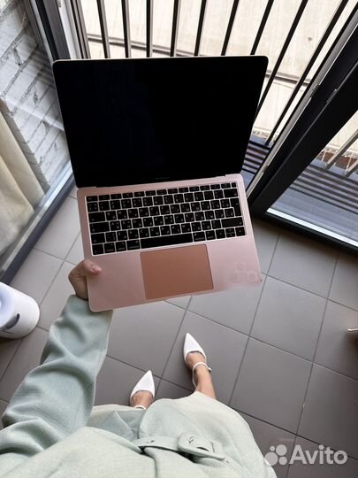 Apple MacBook Air 13 inch 2019, 256 Гб, i5