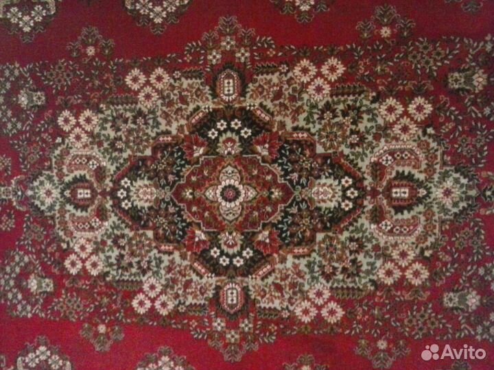 Ковер шерстяной 2 на 3 бу