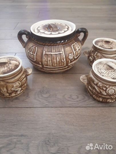 Горшки и кастрюля для запекания