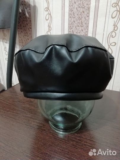 Берет женский эко-кожа