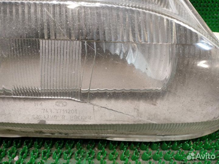 Фара передняя правая Лада 2115 2007