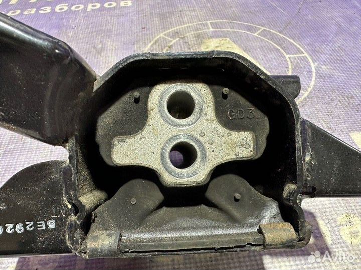 Подушка двигателя левая Kia Ceed JD G4LC 1.4 2016