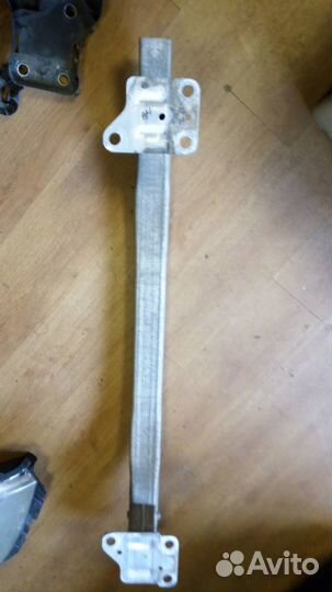 Усилитель переднего бампера рено меган 2