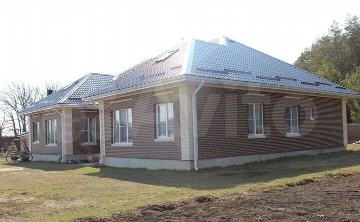 Коттедж 350 м² на участке 45 сот.