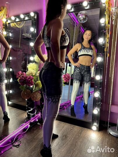 Спортивный костюм женский 42 44