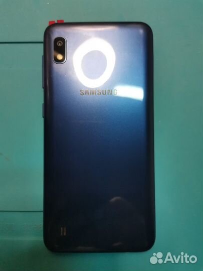 Samsung Galaxy A10, 2/32 ГБ