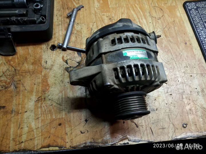 Генератор оригинал, toyota land cruiser prado