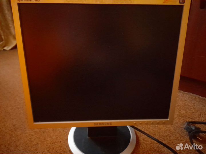 Монитор Samsung
