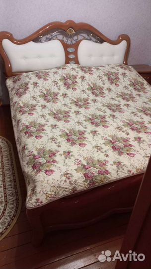 Спальный гарнитур италия