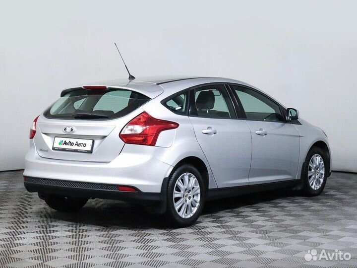 Ford Focus 1.6 МТ, 2012, 95 212 км