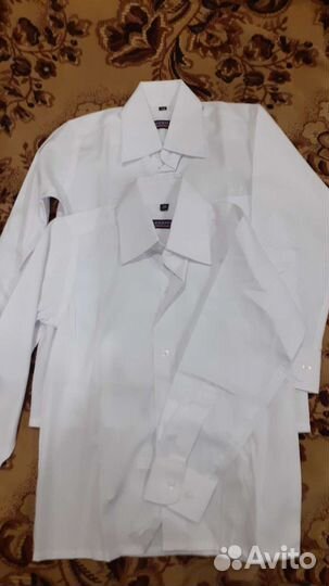 Школьные рубашки и жилетки