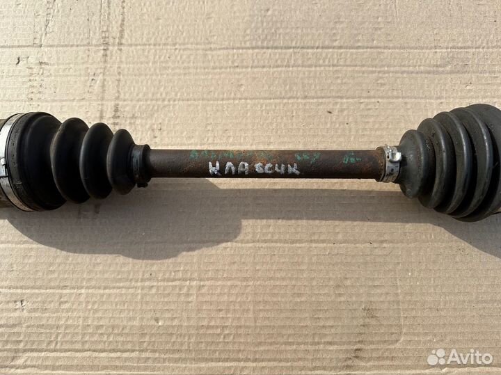 Полуось передняя левая Nissan Almera Classic