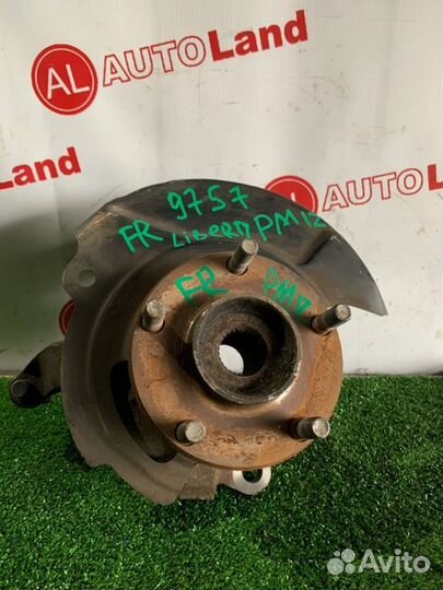 Ступица передняя правая Nissan Liberty PM12