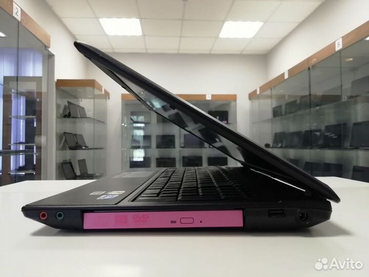 Ноутбук Lenovo (Pentium/ 4gb ram/ 320gb)