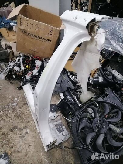 Стойка кузова центральная левая BMW 5 G30/G31 G30