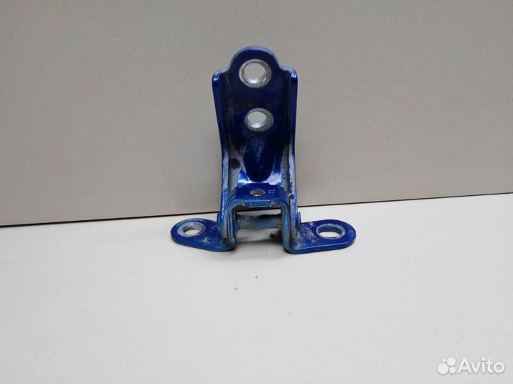 Петля двери задней левой нижняя Hyundai Solaris RB