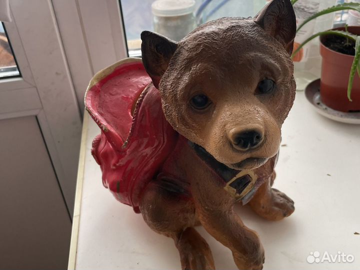 Статуэтка собачка
