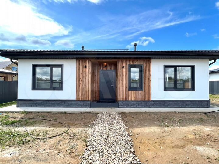 Дом 115 м² на участке 9,5 сот.