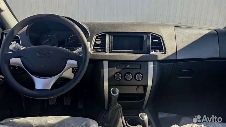 УАЗ Pickup 2.7 МТ, 2024