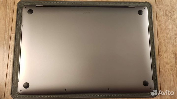 Apple MacBook Pro 15 2017 256GB/16GB i7 3.1GHz