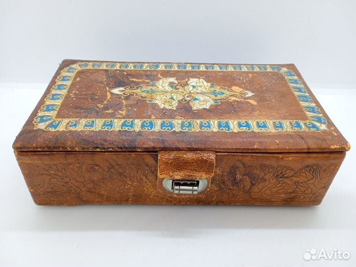 Шкатулка для украшений кожа