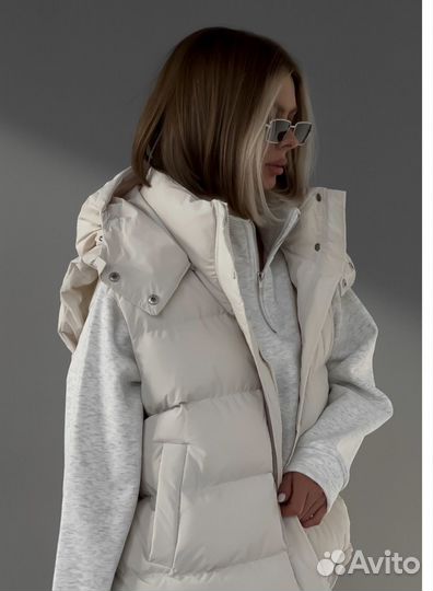 Жилетка женская утепленная новая