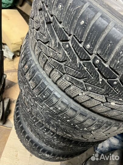 Nokian Tyres Hakkapeliitta 7 235/50 R18