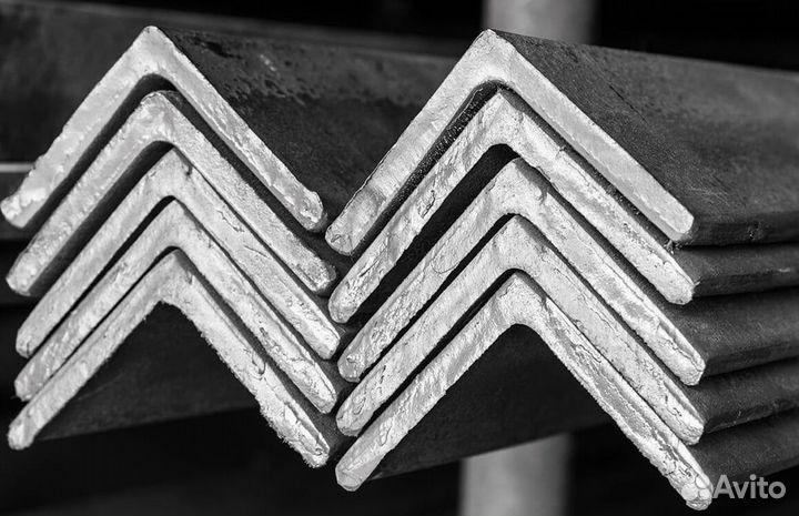 Уголок металлический 35 мм UM-2029