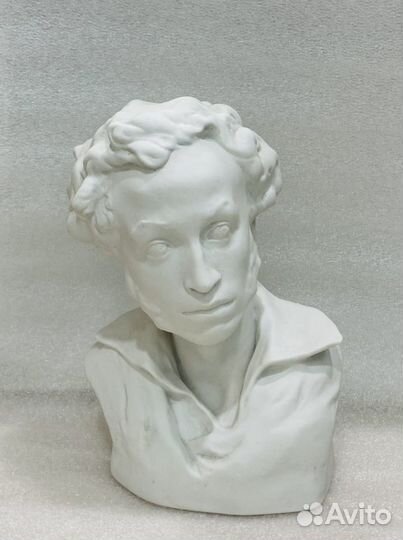Бюст Пушкин лфз