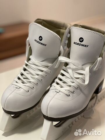 Коньки фигурные