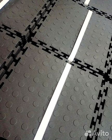 Модульный пол для бассейна