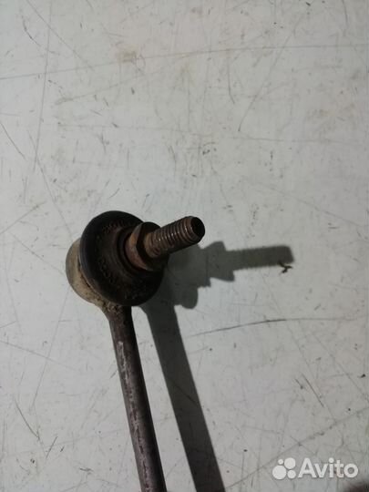 Стойки стабилизатора переднего BMW 5 E34