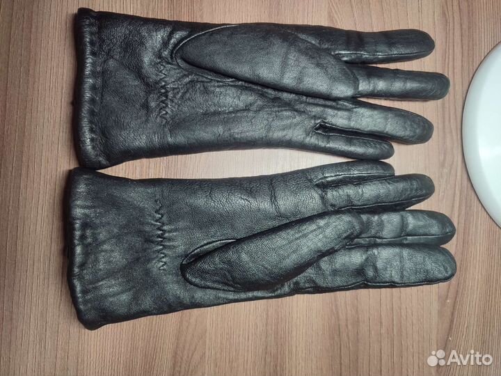 Перчатки кожаные женские 7