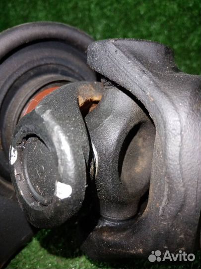 Карданный вал Mercedes-Benz E500 W211 M113E50