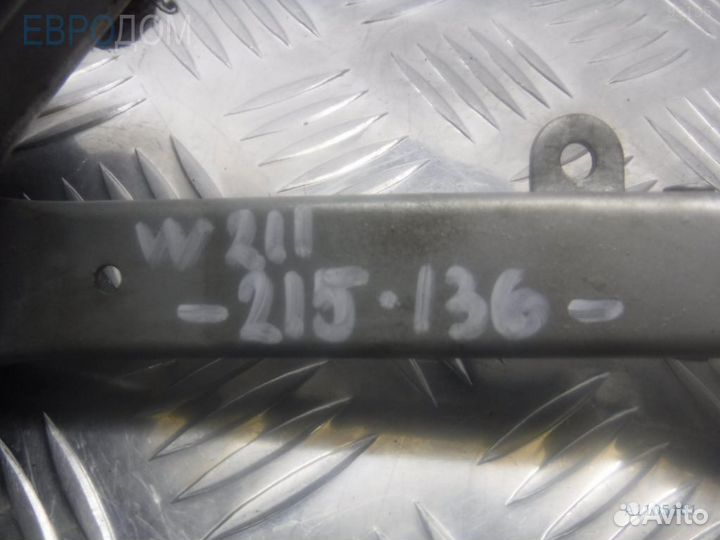 Петля капота правая mercedes W220 s1105181