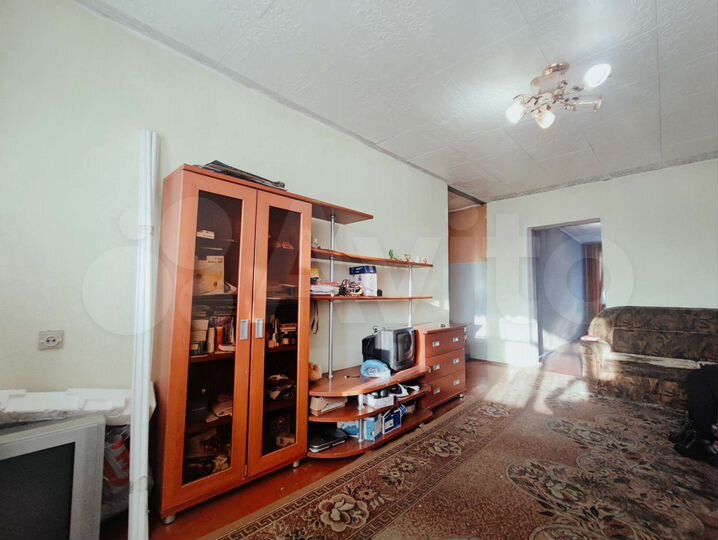3-к. квартира, 60 м², 5/5 эт.