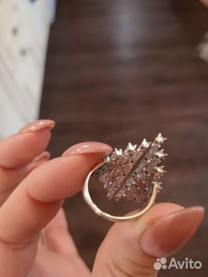 Продам сережки и кольцо серебро