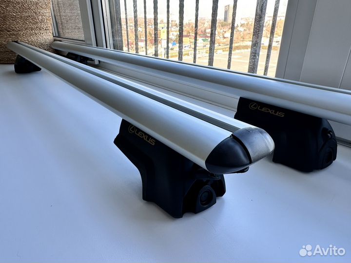 Оригинальные поперечины Lexus RX