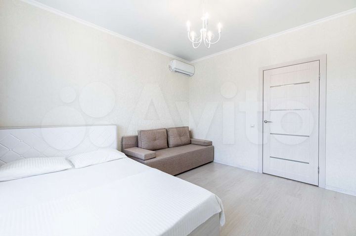 2-к. квартира, 56 м², 4/19 эт.