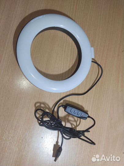 Кольцевая лампа 16 см, новая