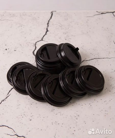 Стаканы одноразовые для кофе, крышки