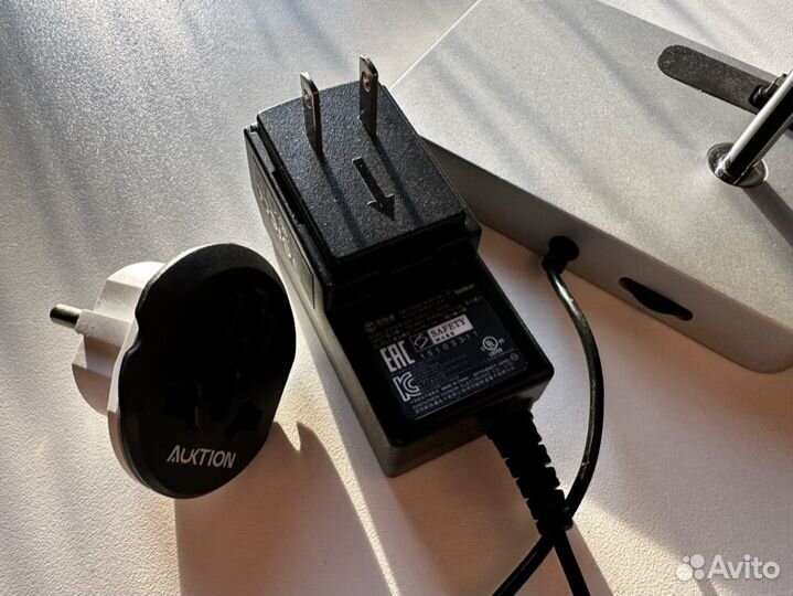 Док станция Belkin (iPhone Apple Watch)