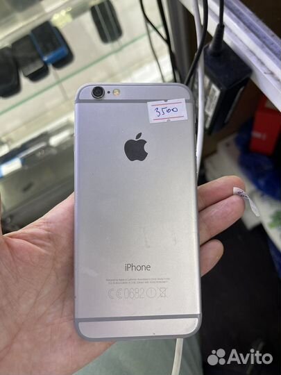 Телефон iPhone 6