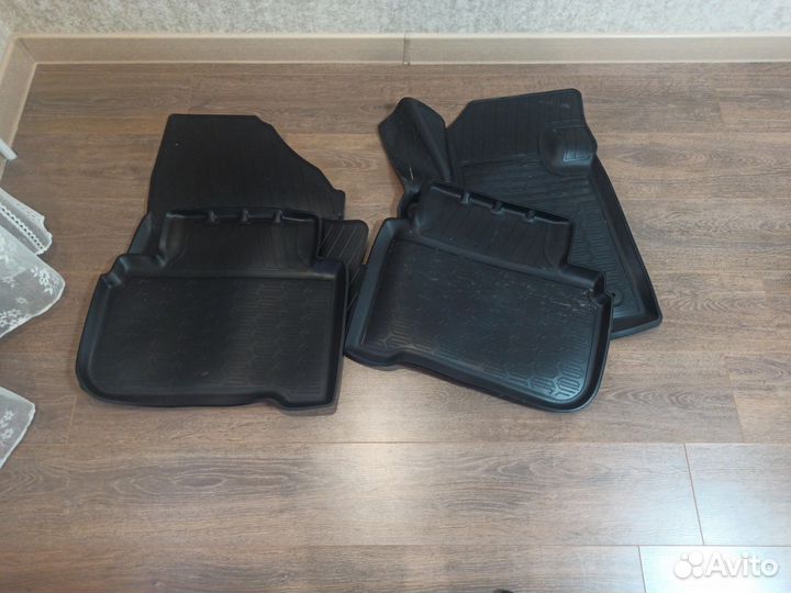 Коврики в авто