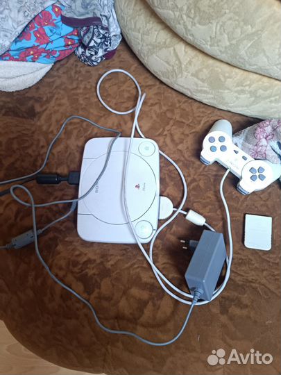 Игровая приставка ps1