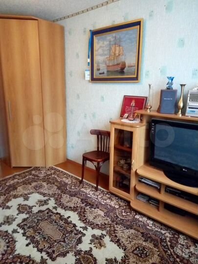 Комната 13 м² в 3-к., 5/9 эт.