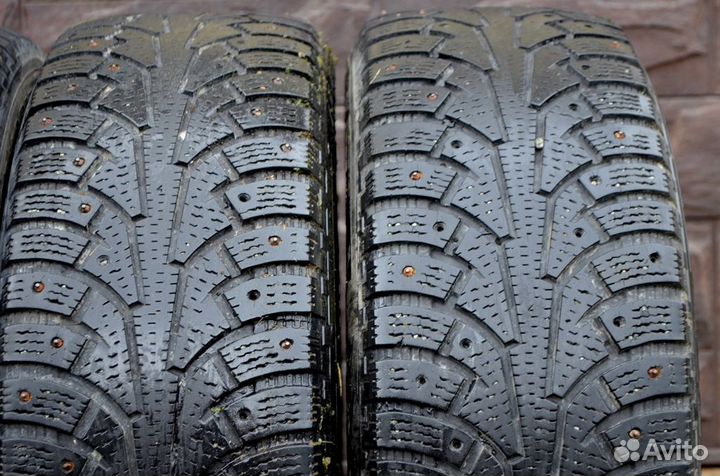 Nokian Tyres Hakkapeliitta 5 SUV 225/60 R17