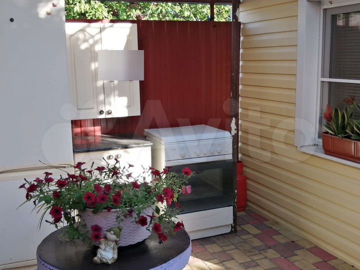 Дом 20 м² на участке 5 сот.