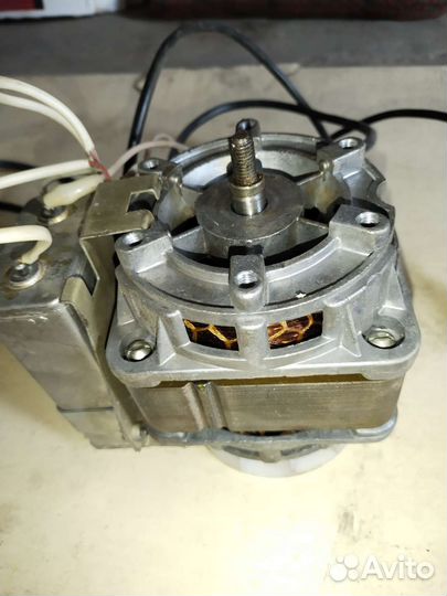 Электродвигатель 220в