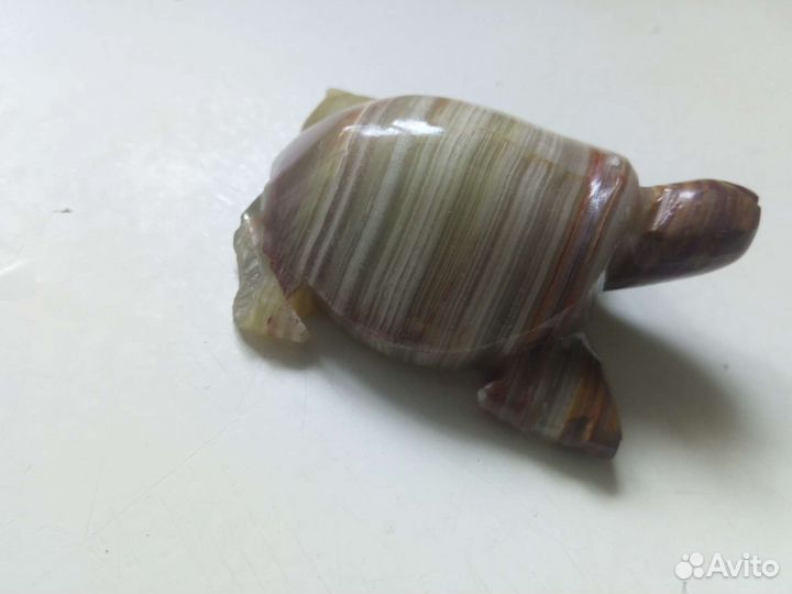 Статуэтки из оникса